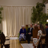 Periodistas y otros invitados se reúnen en el día para los medios de comunicación del Templo de Modesto, California, el martes 13 de octubre de 2026. 